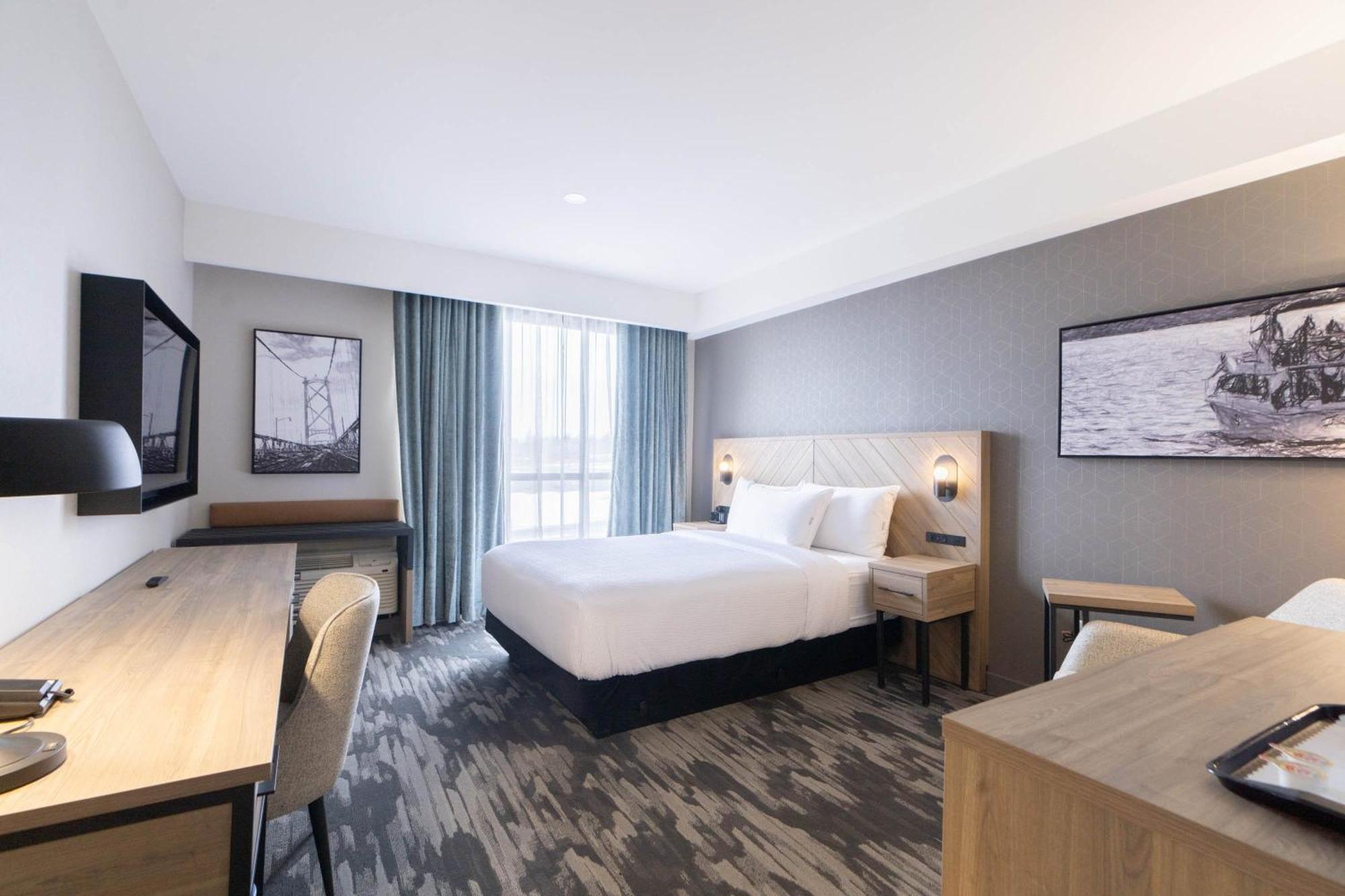 Sandman Signature Dartmouth Hotel & Suites Bagian luar foto