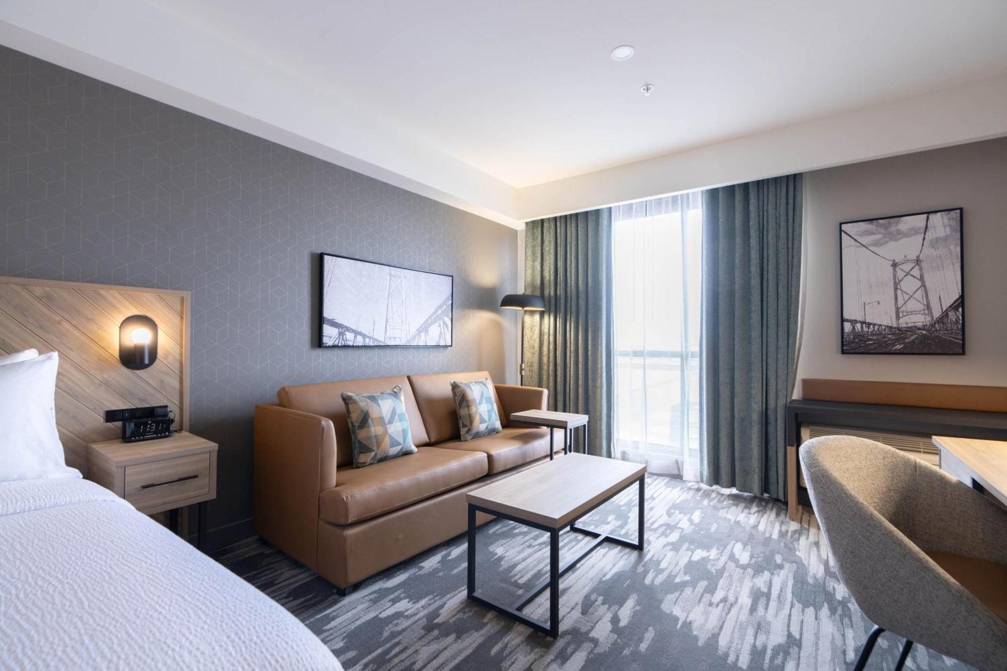 Sandman Signature Dartmouth Hotel & Suites Bagian luar foto