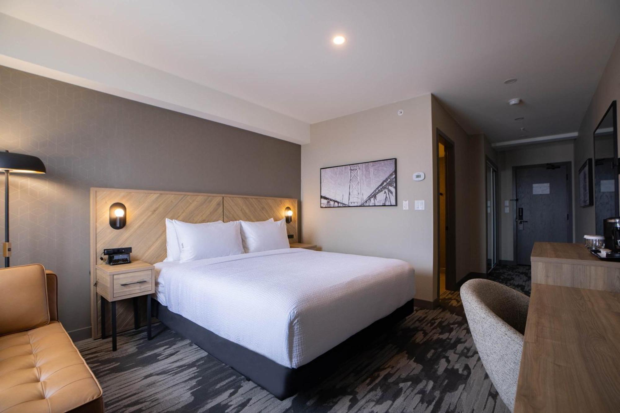 Sandman Signature Dartmouth Hotel & Suites Bagian luar foto