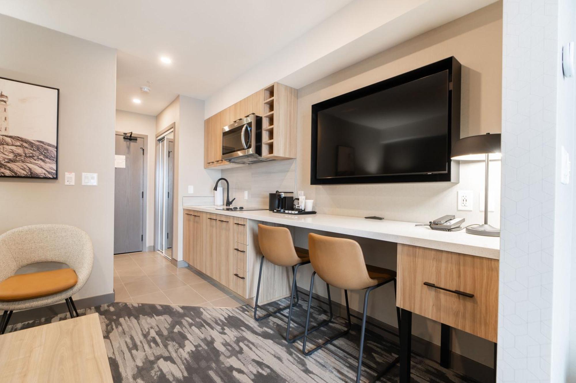 Sandman Signature Dartmouth Hotel & Suites Bagian luar foto