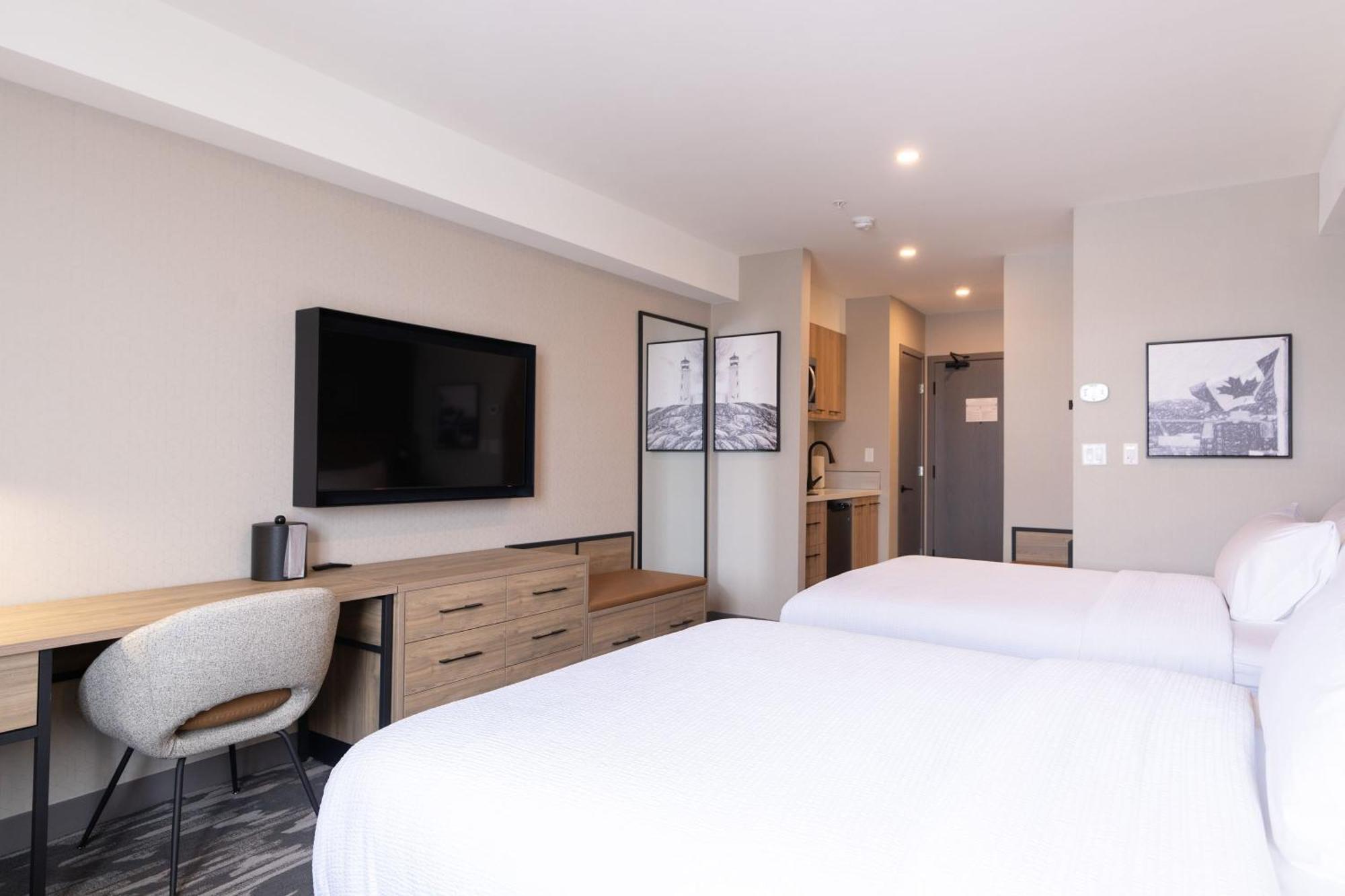 Sandman Signature Dartmouth Hotel & Suites Bagian luar foto